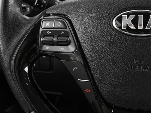 Kia  11