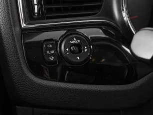 Kia  14