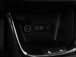 Kia  19