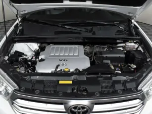 Toyota  7