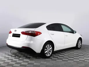 Kia  3