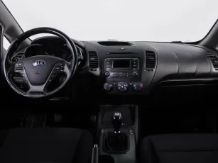 Kia  6