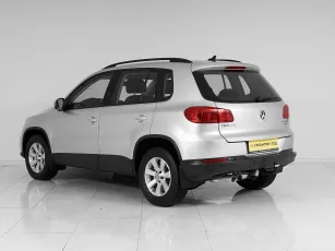 Volkswagen  4