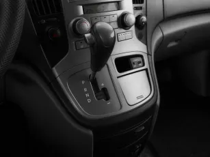 Hyundai  15
