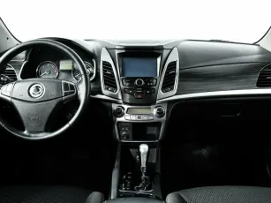 SsangYong  9