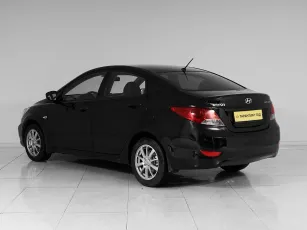Hyundai  4
