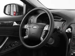 Ford  10