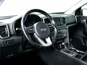 Kia  11