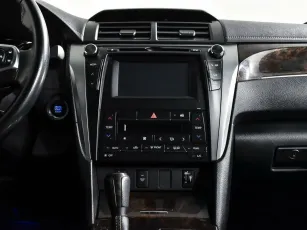 Toyota  12