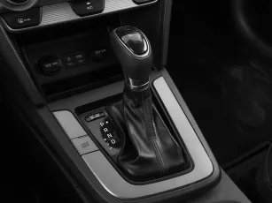 Hyundai  16