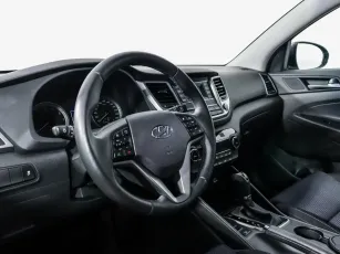 Hyundai  7