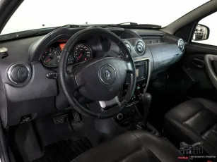 Renault  9