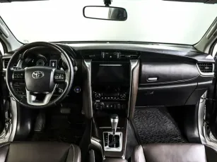 Toyota  10