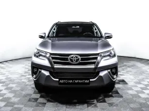Toyota  2