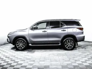 Toyota  3
