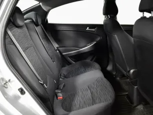 Hyundai  10