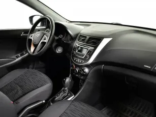Hyundai  7
