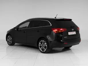 Kia  4