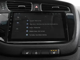 Kia  17