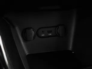 Kia  19