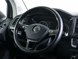 Volkswagen  12