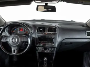 Volkswagen  6
