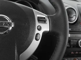 Nissan  11