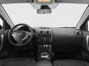 Nissan  9