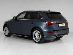 Audi  4