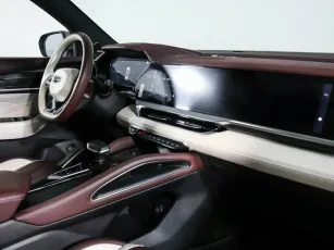 Geely  8