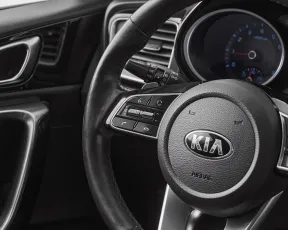 Kia  11