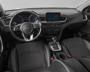 Kia  7