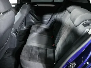 Volkswagen  16