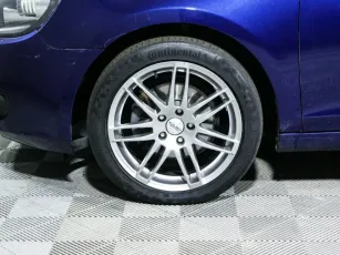 Volkswagen  5