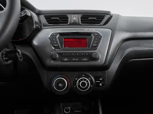 Kia  12