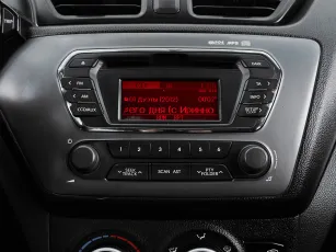 Kia  14