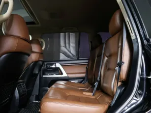 Toyota  25