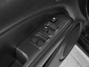 Mitsubishi  10