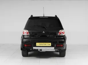 Mitsubishi  5