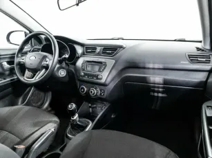 Kia  5