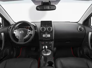 Nissan  8
