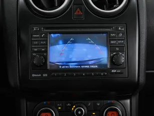 Nissan  15