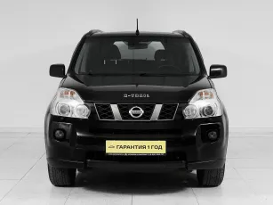 Nissan  2