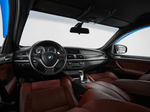 BMW  7