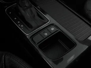 Kia  15