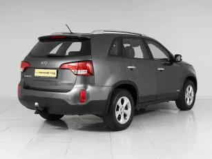 Kia  6