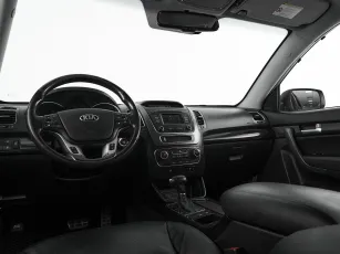 Kia  8