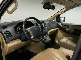 Hyundai  9