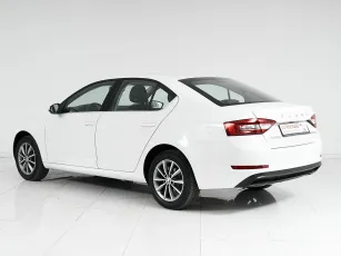 Skoda  4