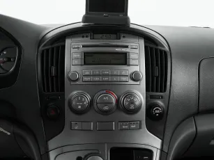 Hyundai  13